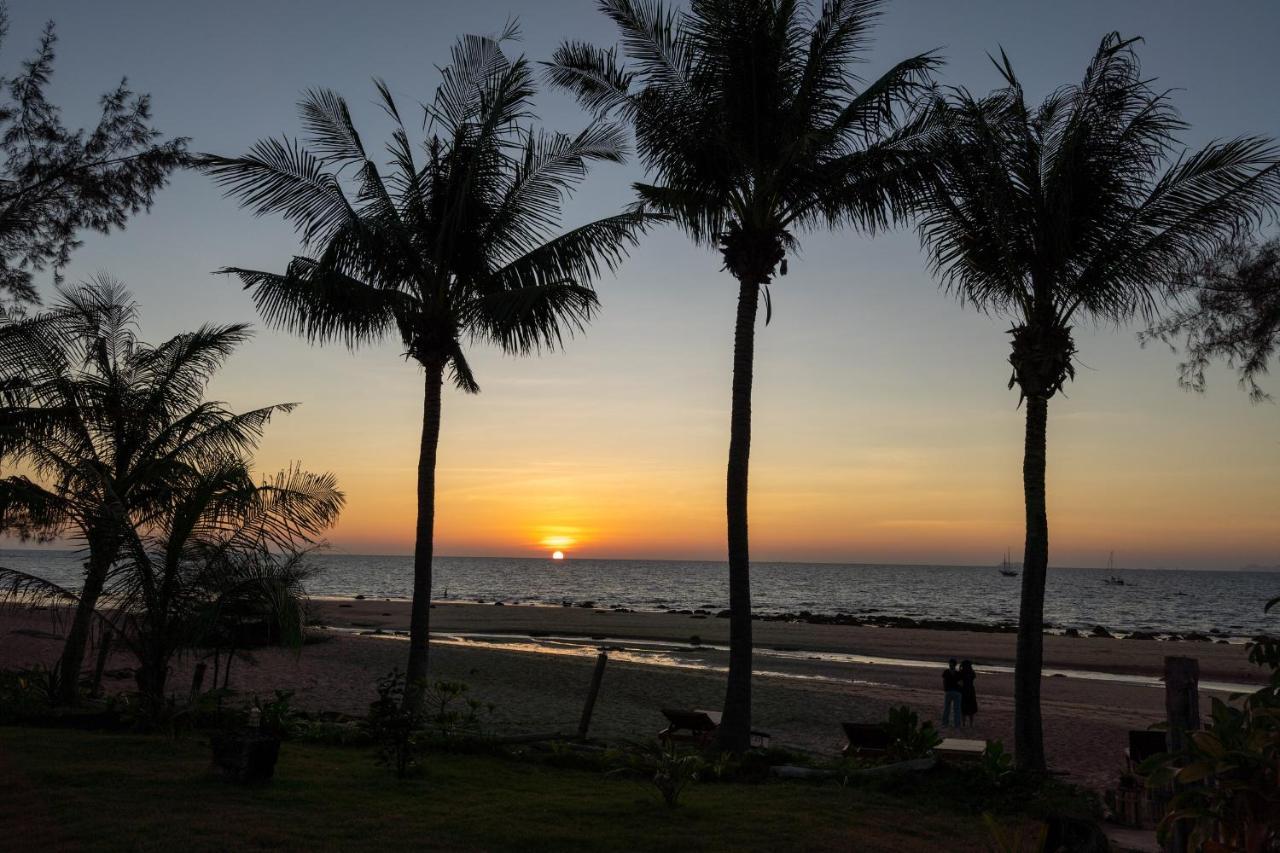 Gooddays Lanta Beach Resort Sha Ko Lanta Kültér fotó